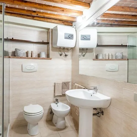 Historical Apt A Few Steps From Lucca Cathedral! Daire